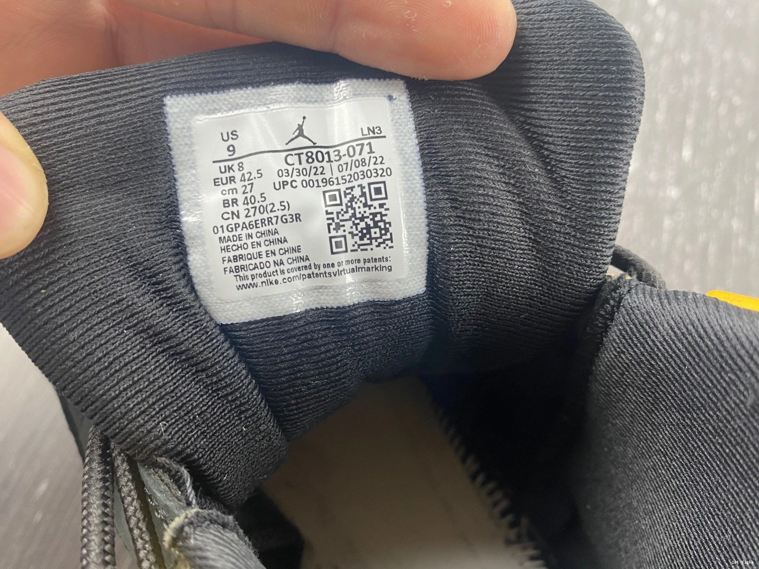 Air 12 “Black CT8013-071 Taxi”  Jordan 0428